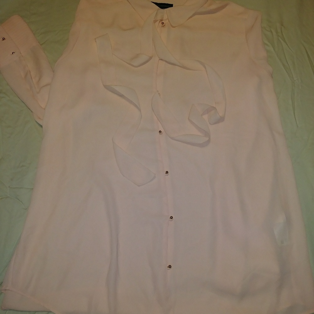 Shirt - Picture 2 of 4
